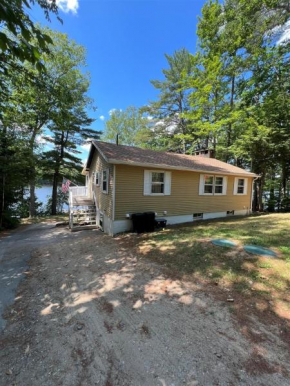 WATER'S EDGE LIMIT 8 cottage